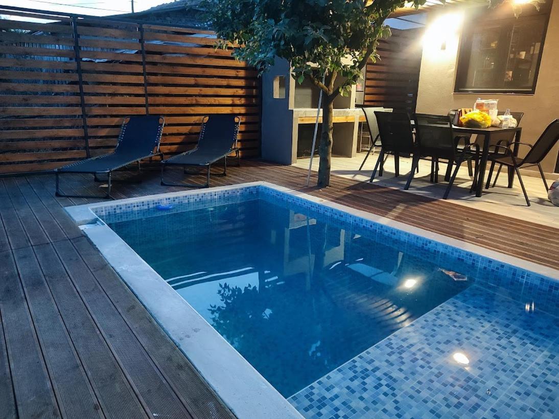 Mosquito Luxury Studio Keramotí Eksteriør bilde